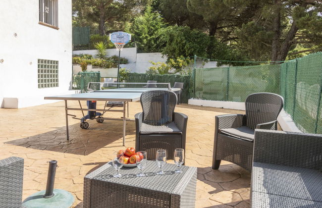 Casa de 5 quartos em Vidreres com piscina privada e terraço - Foto 25