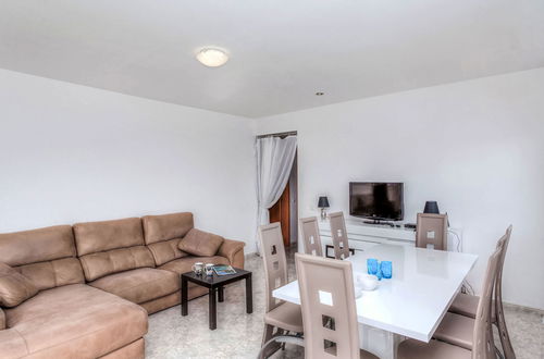 Foto 6 - Casa de 3 quartos em Vidreres com piscina privada e terraço