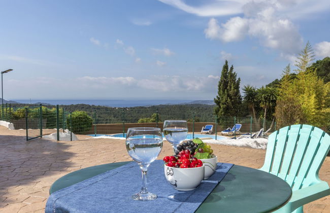 Casa de 5 quartos em Vidreres com piscina privada e terraço - Foto 28