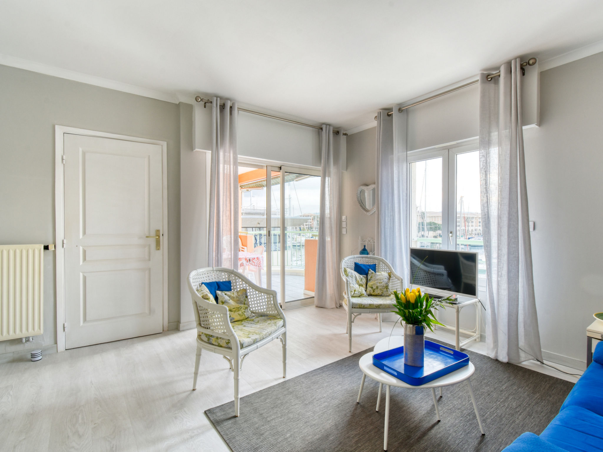 Foto 8 - Apartamento de 1 habitación en Fréjus con terraza y vistas al mar