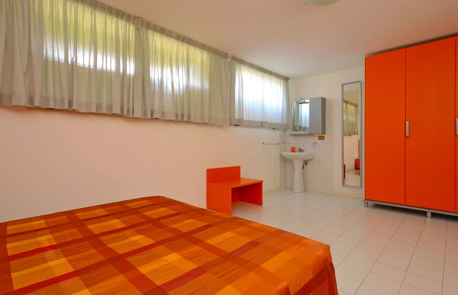 Apartamento de 2 quartos em Lignano Sabbiadoro com piscina e jardim - Foto 12