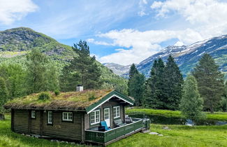 Foto 1 - Casa de 3 habitaciones en Sande i Sunnfjord con jardín y terraza