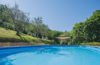 Foto 3 - Casa de 4 habitaciones en Luca con piscina privada y terraza