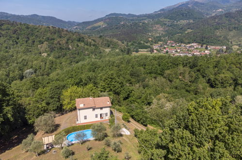 Foto 31 - Casa con 4 camere da letto a Lucca con piscina privata e giardino