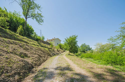 Foto 37 - Casa con 4 camere da letto a Lucca con piscina privata e terrazza