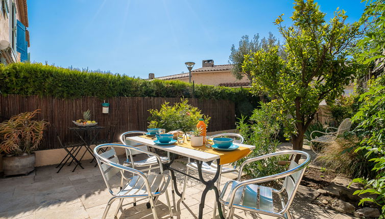 Photo 1 - Maison de 3 chambres à Hyères avec jardin et terrasse