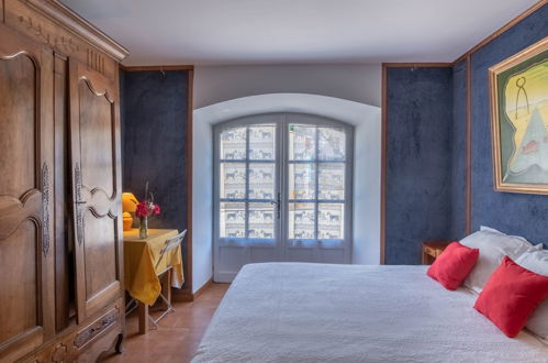Foto 16 - Haus mit 4 Schlafzimmern in Mons mit schwimmbad und garten