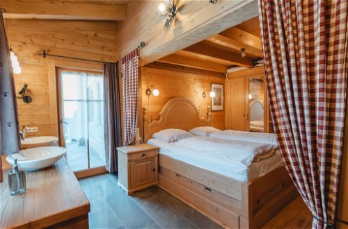 Foto 3 - Casa con 5 camere da letto a Wald im Pinzgau con terrazza e vista sulle montagne