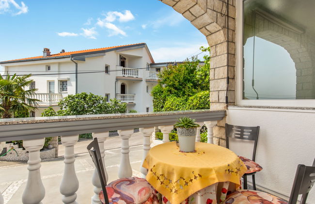 Apartamento de 2 quartos em Crikvenica com piscina e terraço - Foto 7
