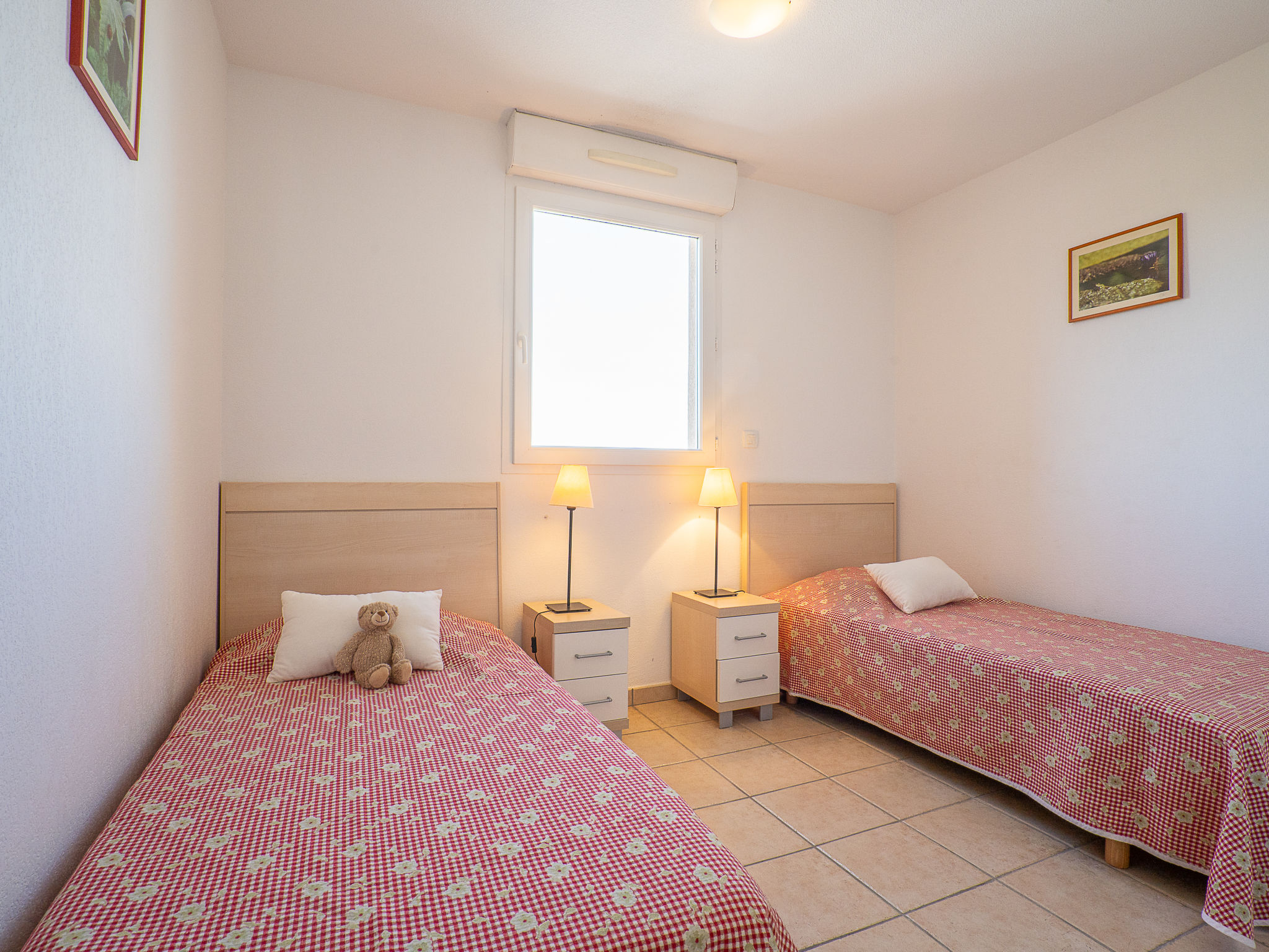 Foto 12 - Appartamento con 2 camere da letto a Saint-Cyprien con piscina e vista mare