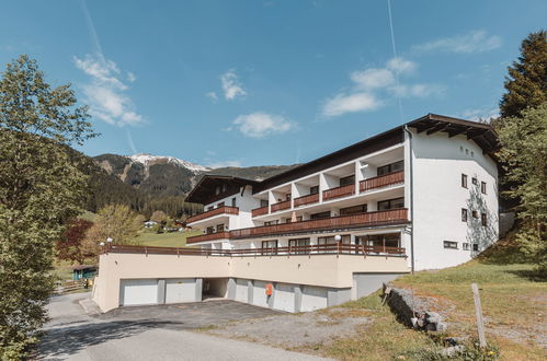 Foto 40 - Apartamento en Zell am See con terraza