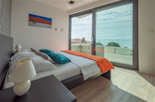 Foto 17 - Casa de 6 quartos em Kostrena com piscina privada e vistas do mar