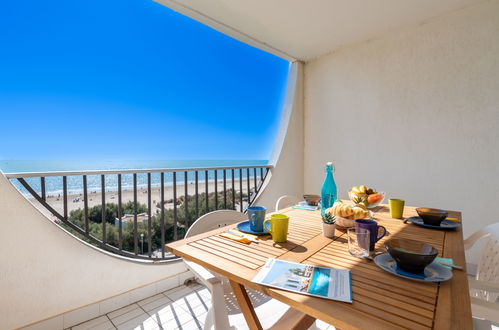 Photo 1 - 1 bedroom Apartment in La Grande-Motte with terrace and sea view