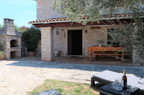 Photo 1 - Maison de 2 chambres à Barban avec terrasse et vues à la mer