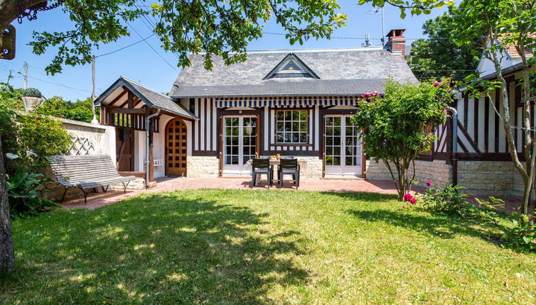 Photo 1 - Maison de 2 chambres à Trouville-sur-Mer avec jardin et terrasse