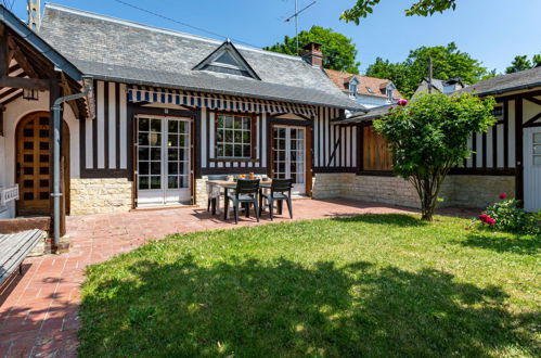 Foto 12 - Casa de 2 quartos em Trouville-sur-Mer com jardim e terraço