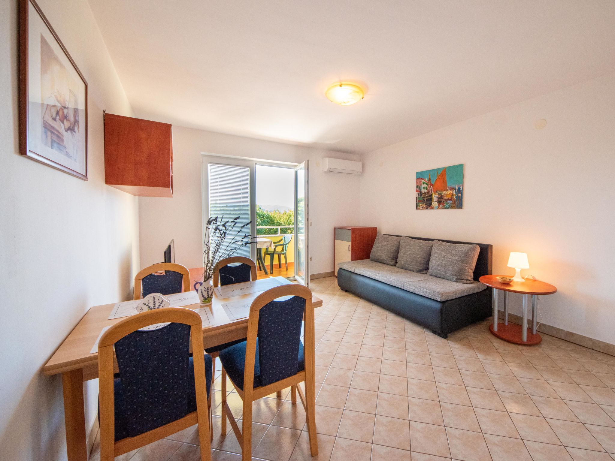 Foto 8 - Appartamento con 1 camera da letto a Krk con vista mare