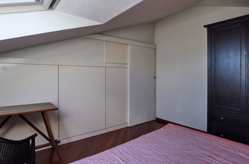 Foto 21 - Appartamento con 2 camere da letto a Musso con vista sulle montagne