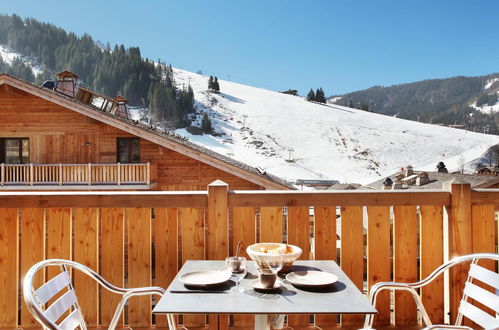 Foto 40 - Apartment mit 1 Schlafzimmer in La Clusaz mit schwimmbad und blick auf die berge