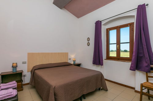 Foto 13 - Haus mit 6 Schlafzimmern in Magliano in Toscana mit garten