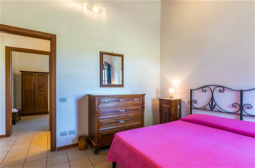 Foto 19 - Haus mit 6 Schlafzimmern in Magliano in Toscana mit garten