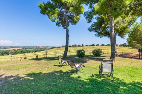 Photo 5 - 6 bedroom House in Magliano in Toscana with garden