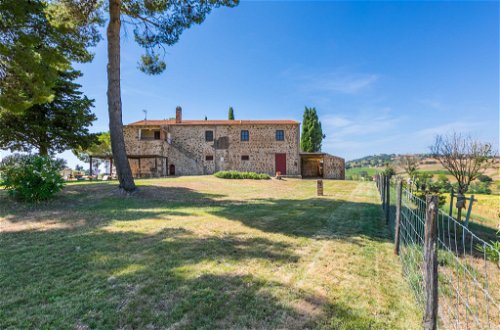 Photo 36 - 6 bedroom House in Magliano in Toscana with garden