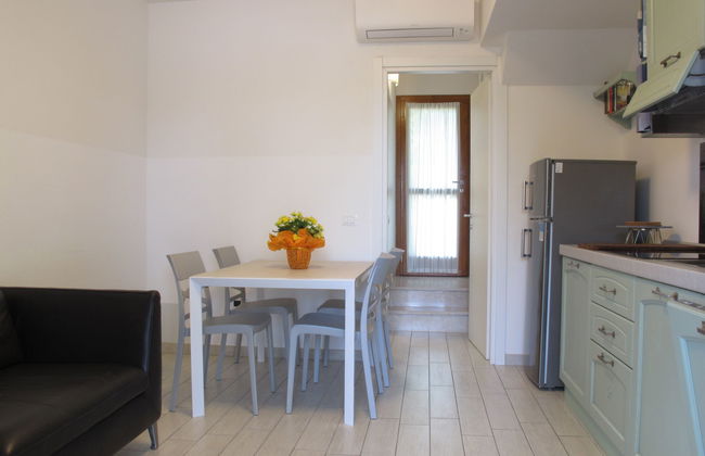 3 bedroom House in Comacchio with garden and terrace - Photo 6