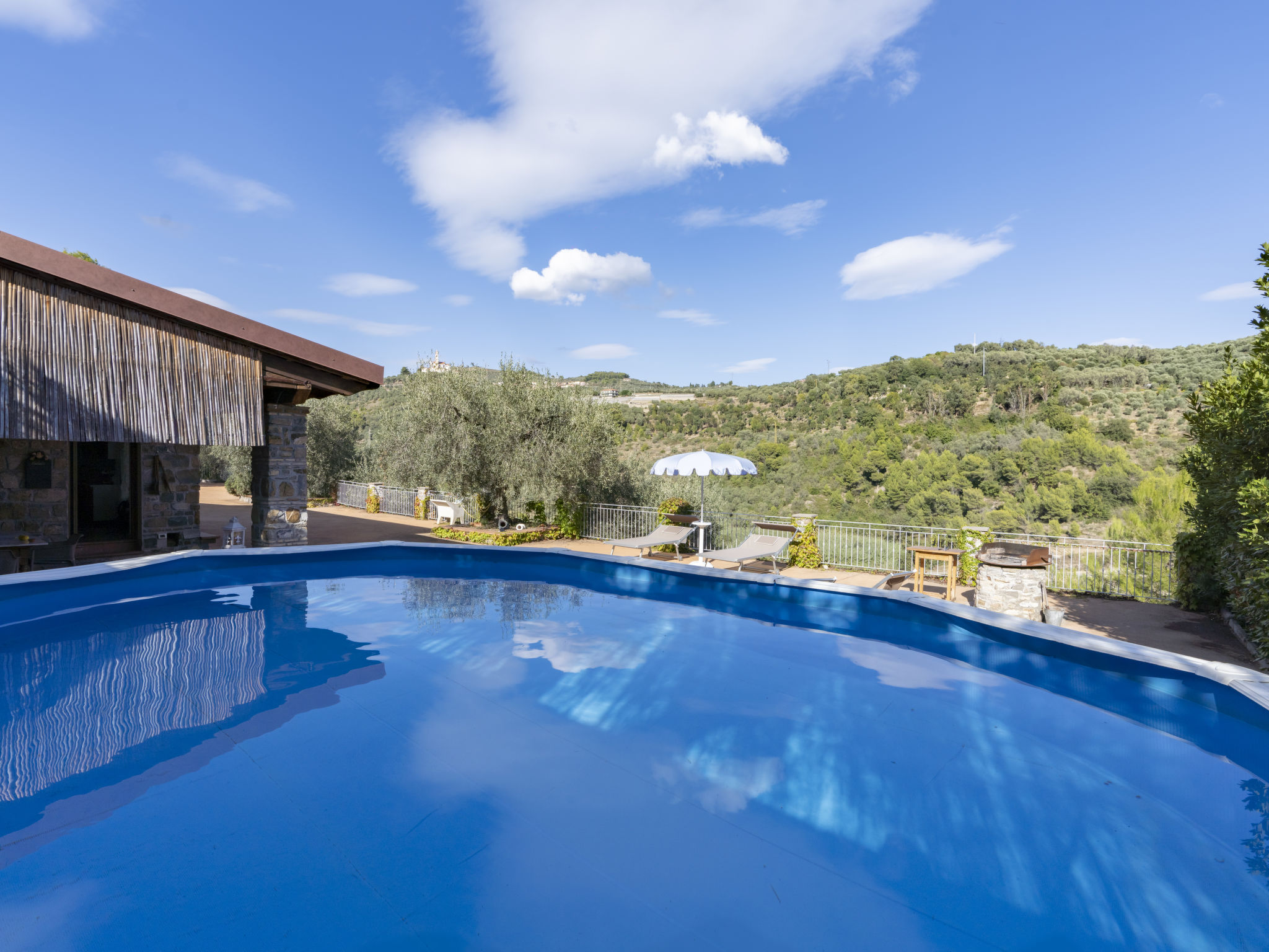 Photo 16 - Maison de 2 chambres à Cipressa avec piscine privée et vues à la mer