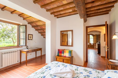 Foto 15 - Apartamento de 3 quartos em Montaione com piscina e jardim