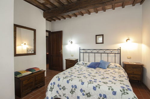 Photo 17 - 3 bedroom Apartment in Montaione with swimming pool and garden