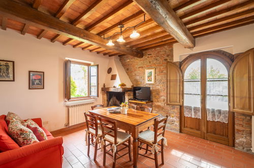 Foto 4 - Apartamento de 3 quartos em Montaione com piscina e jardim