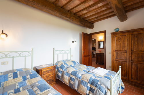 Foto 20 - Apartamento de 3 quartos em Montaione com piscina e jardim