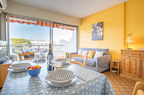 Photo 9 - Appartement de 1 chambre à Le Grau-du-Roi avec terrasse et vues à la mer