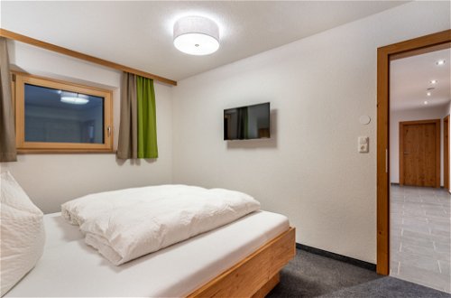 Foto 20 - Appartamento con 3 camere da letto a See con terrazza e vista sulle montagne