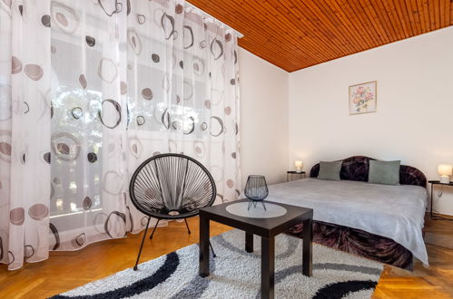 Foto 4 - Haus mit 3 Schlafzimmern in Balatonkeresztúr mit garten und terrasse