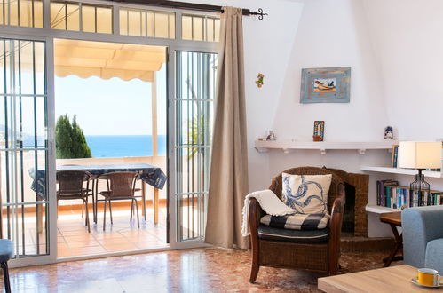 Foto 7 - Casa de 2 quartos em Nerja com piscina privada e terraço