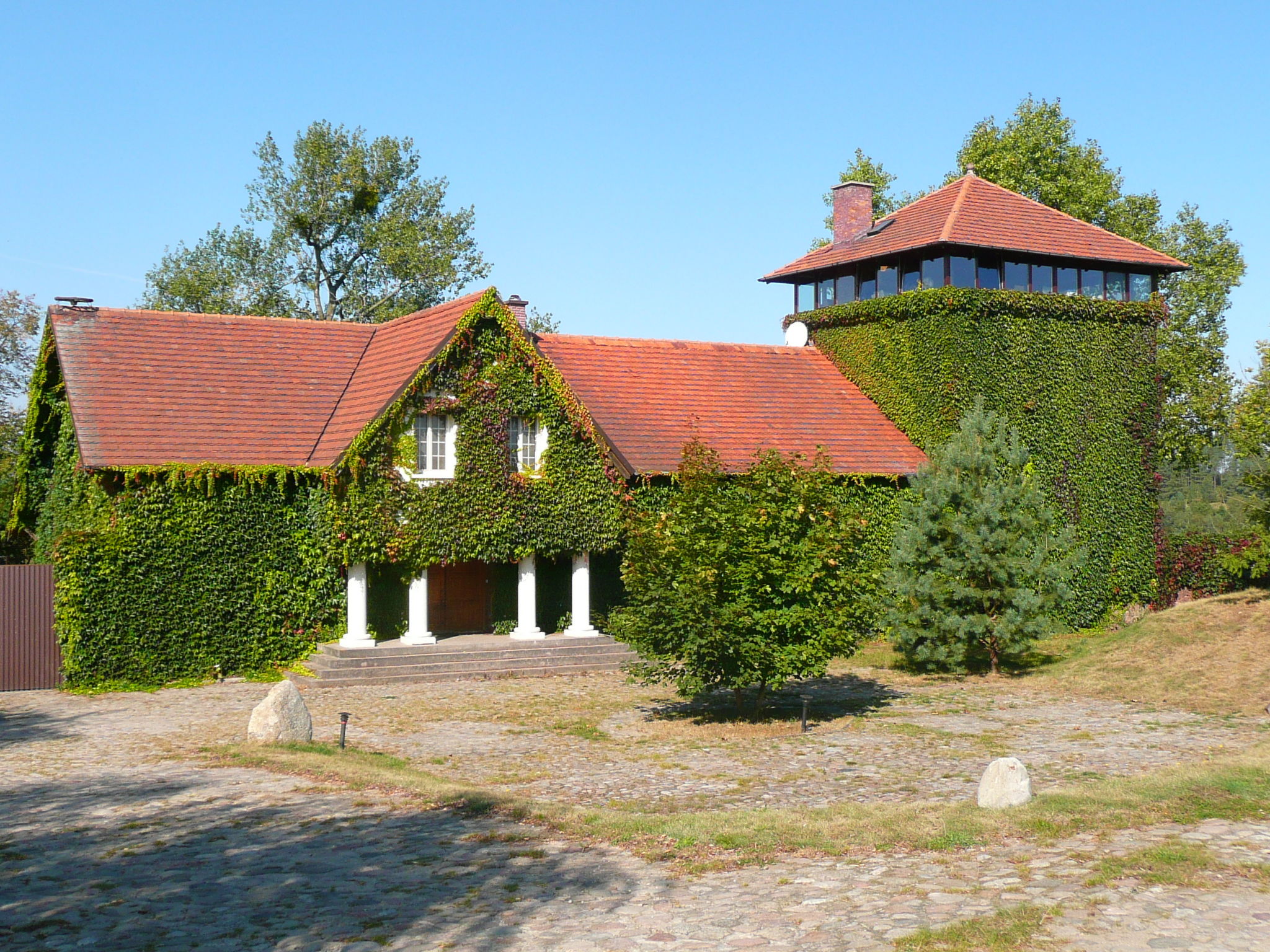 Foto 26 - Casa de 5 quartos em Brzozie com piscina privada e jardim