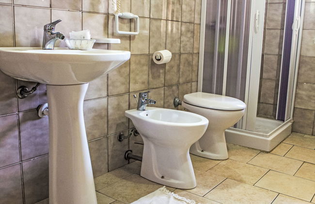 Apartamento de 3 quartos em Ricadi com piscina e jardim - Foto 14
