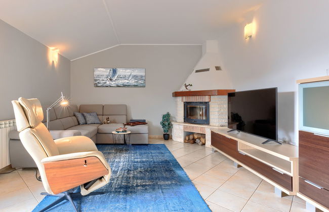 Casa de 3 quartos em Kaštelir-Labinci com piscina privada e jardim - Foto 9