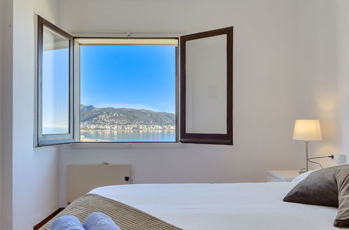 Foto 15 - Appartamento con 3 camere da letto a Roses con terrazza e vista mare