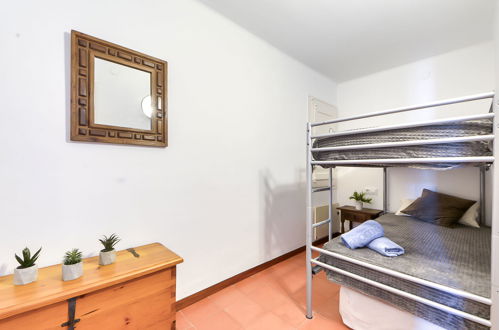 Foto 20 - Appartamento con 3 camere da letto a Roses con terrazza e vista mare