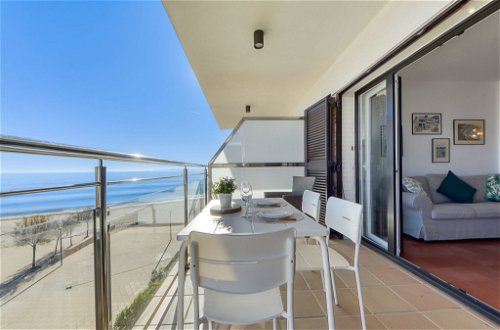 Foto 5 - Apartamento de 3 quartos em Roses com terraço e vistas do mar
