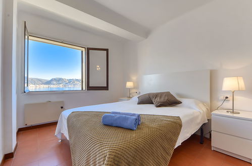 Foto 4 - Appartamento con 3 camere da letto a Roses con terrazza e vista mare