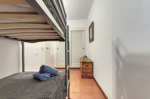 Foto 21 - Appartamento con 3 camere da letto a Roses con terrazza e vista mare