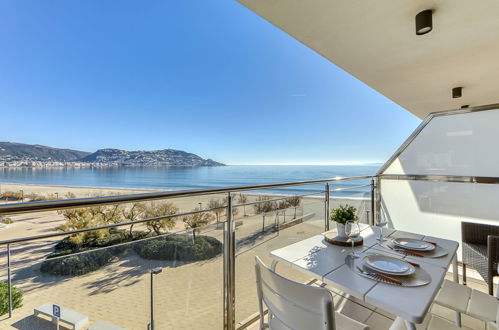Foto 25 - Apartamento de 3 quartos em Roses com terraço e vistas do mar