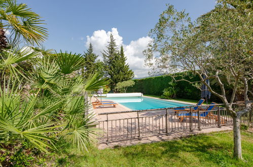 Photo 23 - Appartement de 2 chambres à Sainte-Maxime avec piscine et vues à la mer