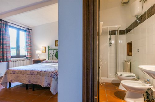 Foto 16 - Casa de 1 habitación en Colle di Val d'Elsa con piscina y jardín