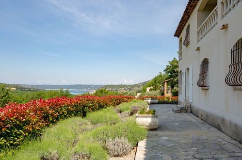 Foto 18 - Appartamento con 2 camere da letto a Bauduen con giardino e terrazza