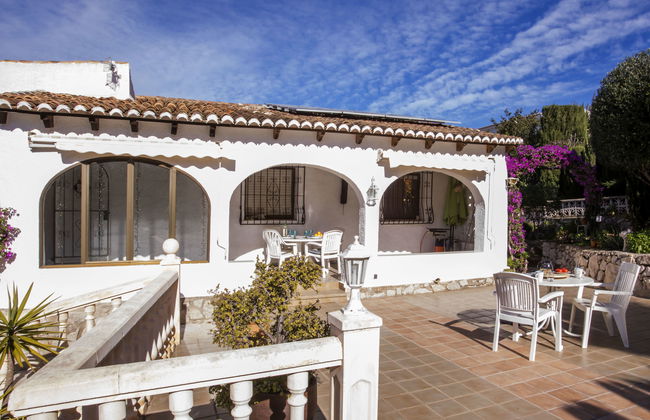 Casa de 4 quartos em Jávea com piscina privada e jardim - Foto 21